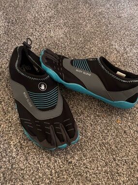 Body Glove Womens Black & Barefoot 3T Swim Hybrids